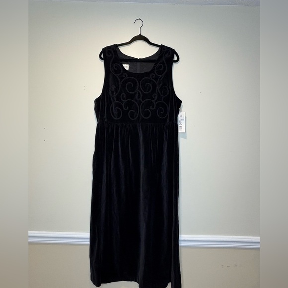 NWT Plaza South vintage Velvet Dress - Black - Picture 2 of 5
